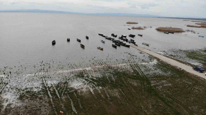 Balıkesir Manyas Kuşgölü’nü Kuraklık Vurdu