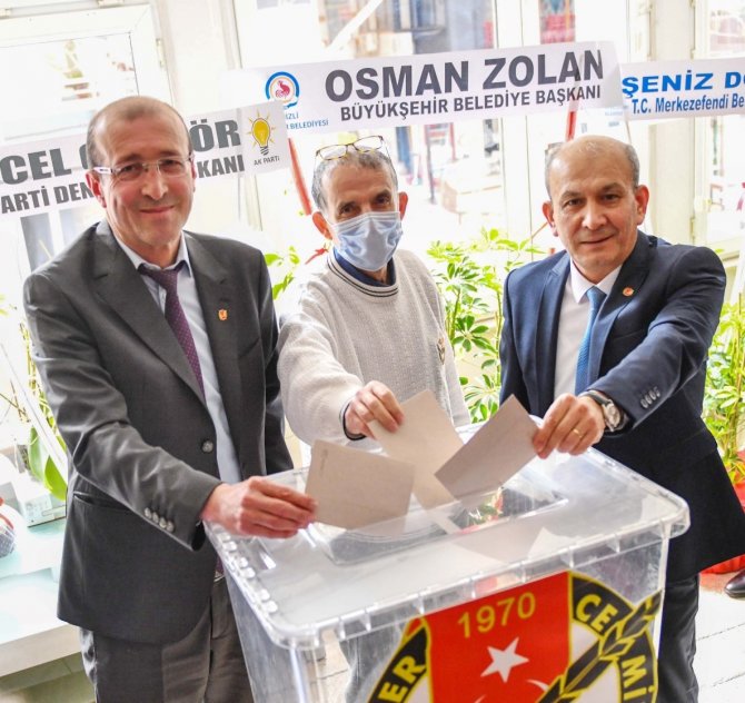 Denizli’de Gazeteciler Sandığa Gitti