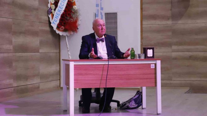 Prof. Dr. Ahmet Ercan: "Alaşehir’de 6.2 İle 7 Büyüklüğünde Bir Deprem Tahmin Ediyoruz"