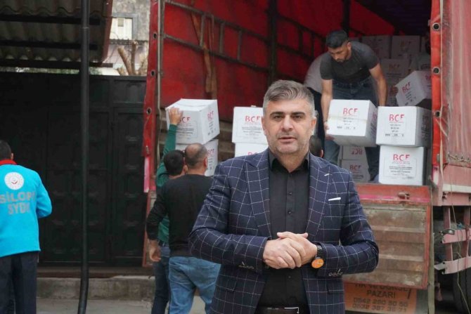 Barzani Yardım Vakfından 10 Bin Aileye Gıda Yardımı