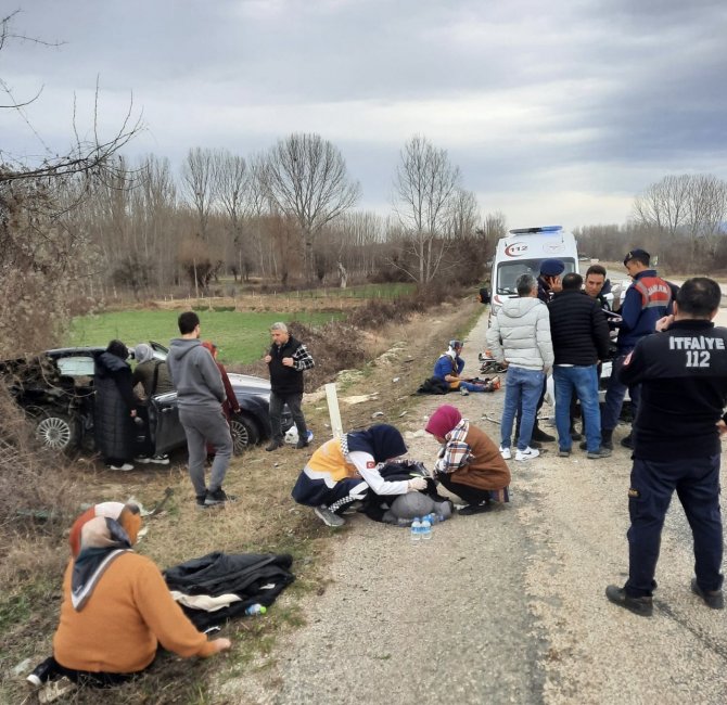 Kastamonu’da İki Otomobil Çarpıştı: 9 Yaralı