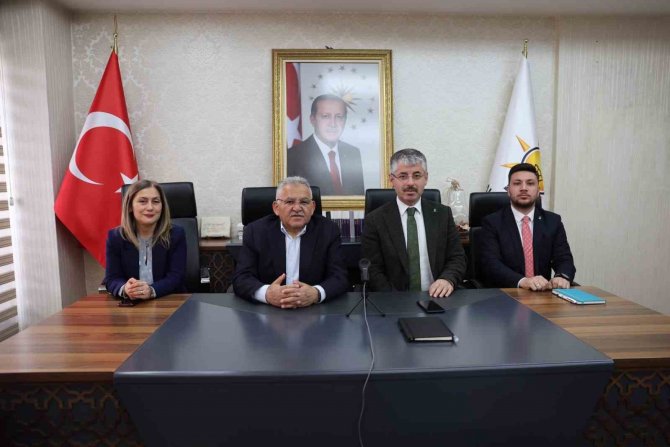 Başkan Büyükkılıç, Ak Parti Genişletilmiş İ̇l Başkanları Toplantısına Video Konferans İle Katıldı