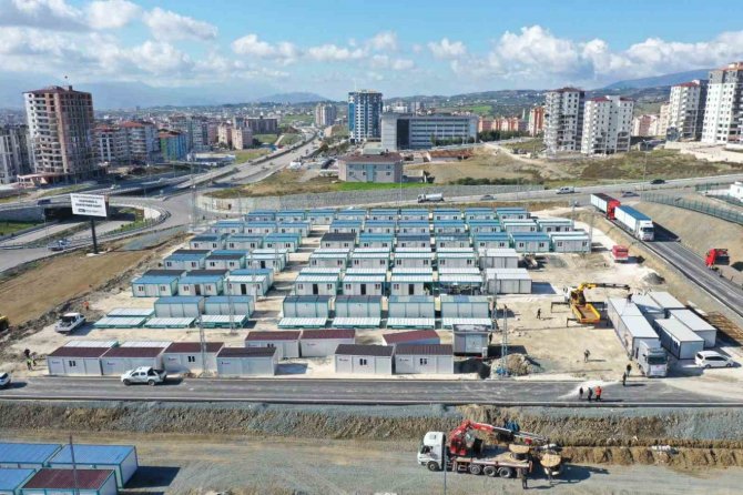 Defne’de İnşa Edilen Konteyner Kentte Bin 200 Depremzede Barınacak