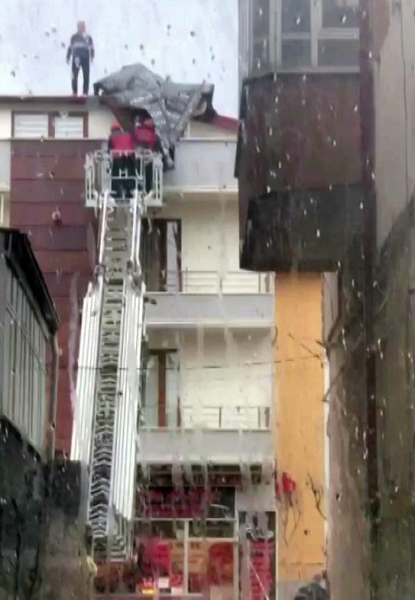 Sakarya’da Şiddetli Fırtına