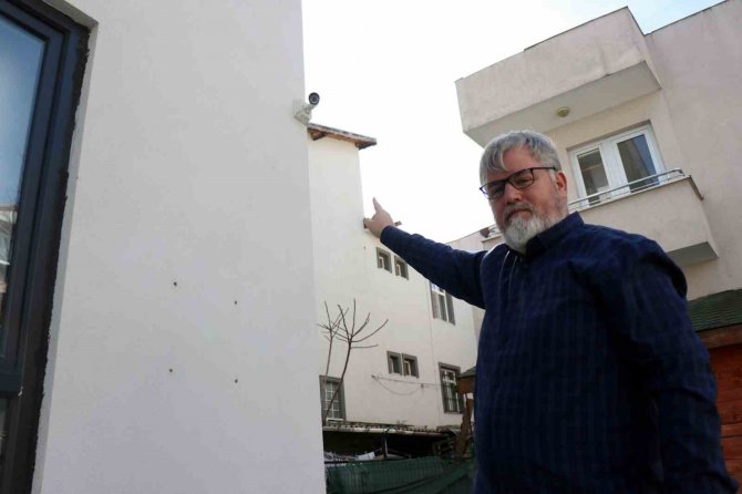 Binanın Önünden Motosikleti Saniyeler İçinde Çaldılar