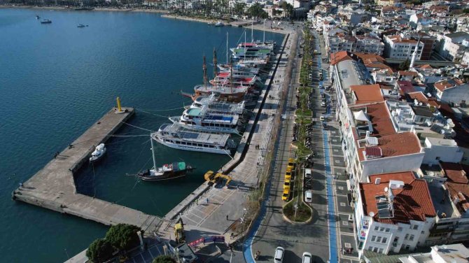 Marmaris Limanı Yenileniyor