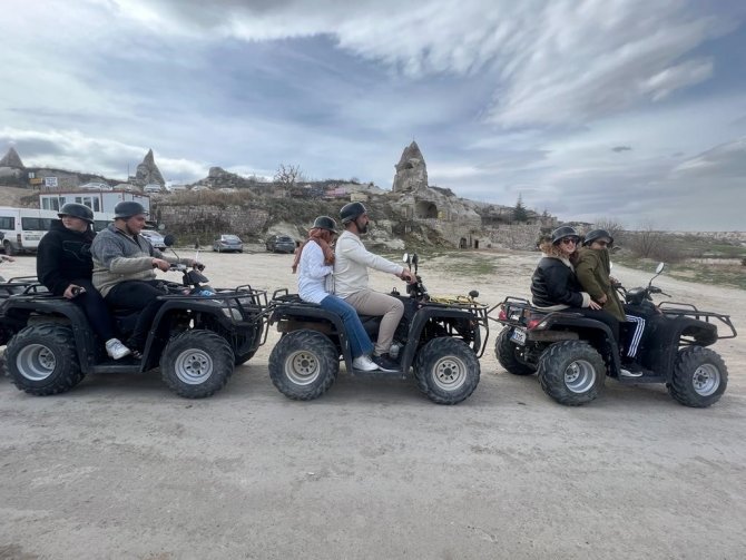Depremzede Gençler Atv Turları İle Kapadokya’yı Keşfetti