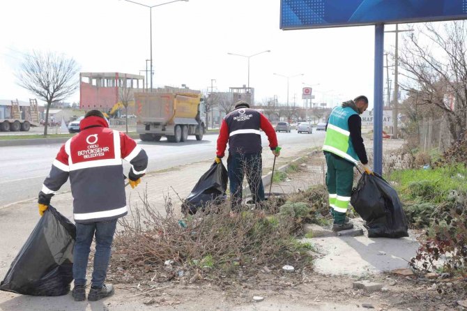 Ordu Büyükşehir, Deprem Bölgesinde Temizlik Çalışmalarını Sürdürüyor