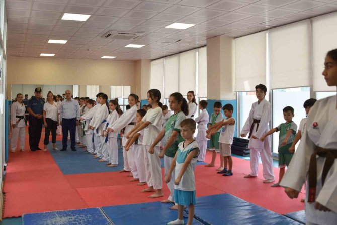 Salihli’de Depremzede Çocuklara Ücretsiz Kurs