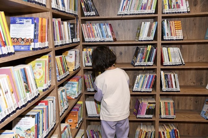 Kuşadası’nda Depremzede Çocuklar İçin Eğlenceli Atölyeler