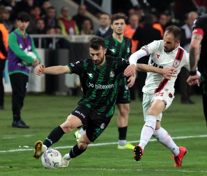 Zeki Yavru: “Kariyerimi Ve Karakterimi Yargılamak Kimsenin Hakkı Da Haddi De Değildir”