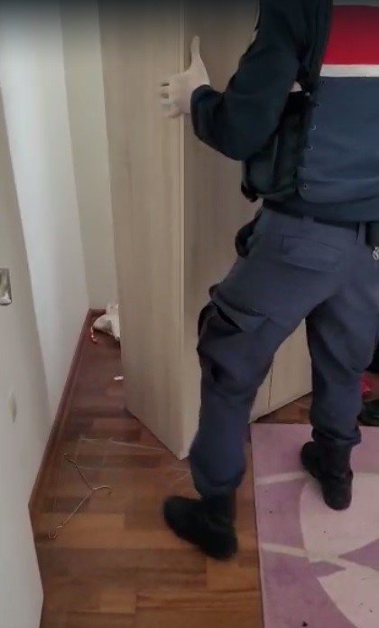 Dubleks Dairede Gizli Geçit: Jandarma Bile Şoke Oldu