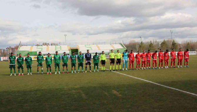 Tff 2. Lig: Sivas Belediyespor: 0 - Batman Petrolspor: 1