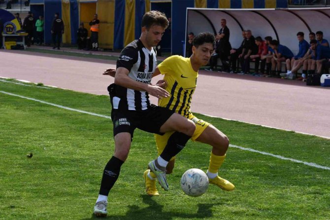 Tff 2. Lig: Tarsus İ̇dman Yurdu: 0 - Somaspor: 4