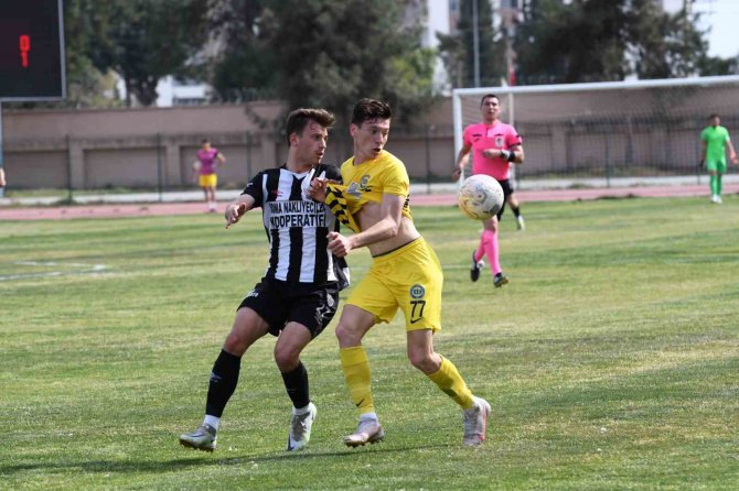 Tff 2. Lig: Tarsus İ̇dman Yurdu: 0 - Somaspor: 4