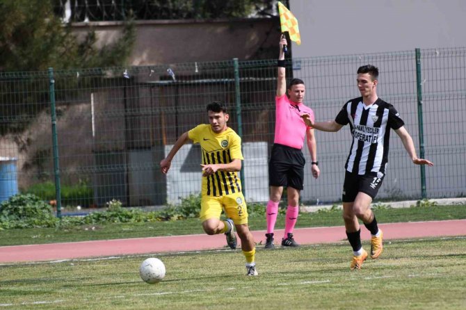 Tff 2. Lig: Tarsus İ̇dman Yurdu: 0 - Somaspor: 4