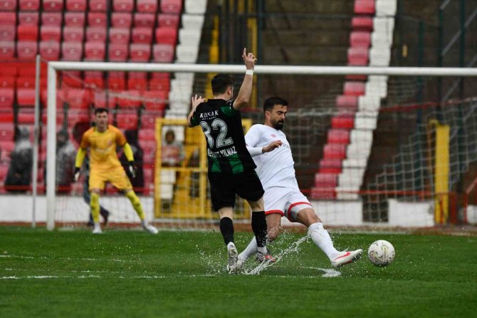 Tff 2. Lig: Balıkesirspor: 1 Kocaelispor: 6