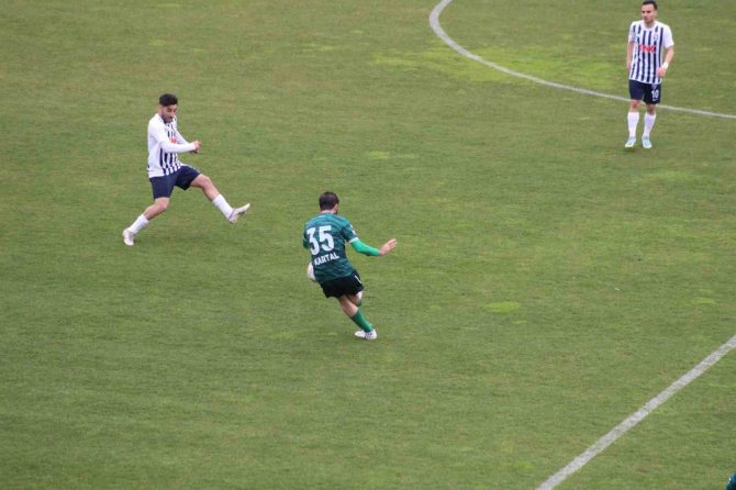 Tff 2. Lig: Kırklarelispor: 0 - Sarıyer: 0