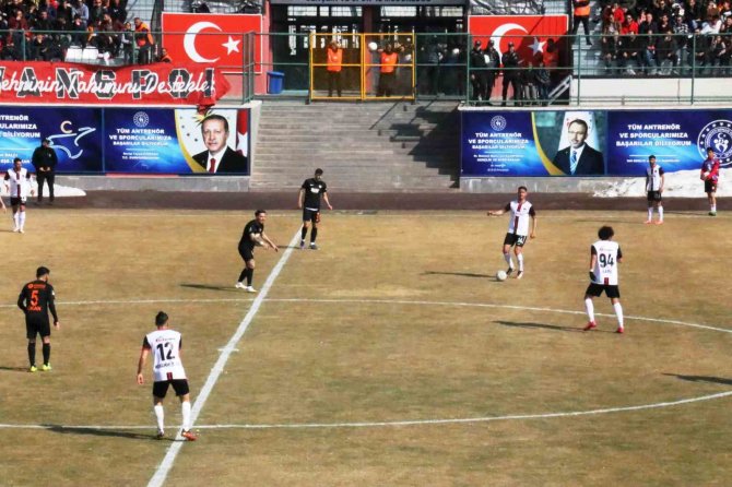 Tff 2. Lig: Vanspor Fk: 2 - İ̇skenderunspor: 0