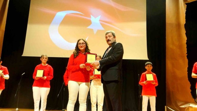 İ̇stiklal Marşı’ın Kabulü’nün 102’inci Yılı Kutlandı