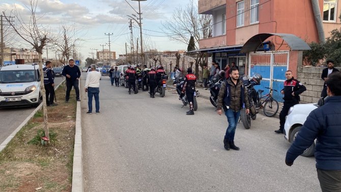İ̇ki Grup Arasında Kavga: 1 Yaralı, 5 Gözaltı