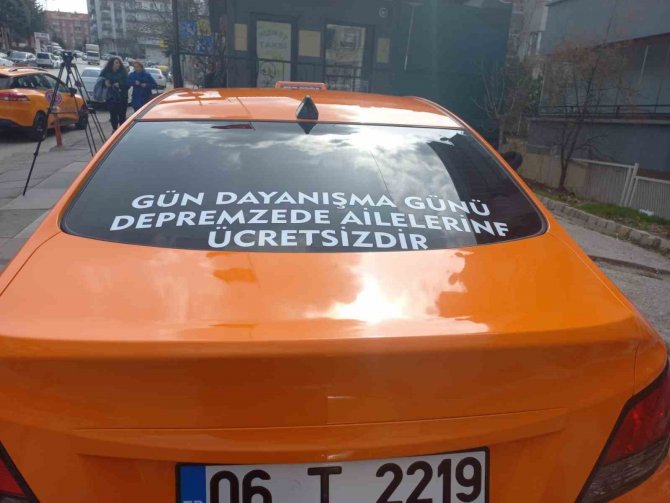 Taksiciden Örnek Davranış: Depremzedelere Ücretsiz Ulaşım Hizmeti