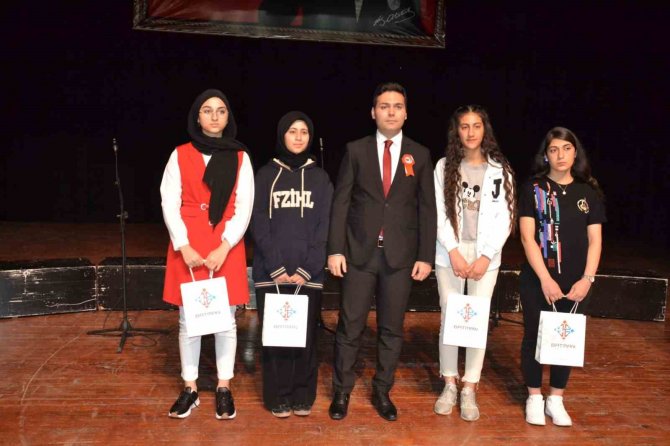 Batman’da Mehmet Akif Ersoy Anıldı
