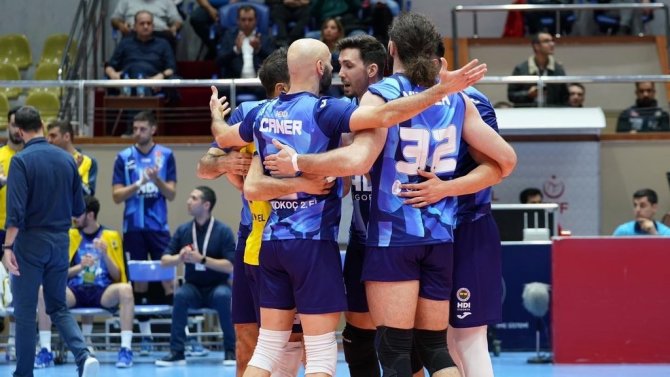 Axa Sigorta Efeler Ligi: Arkas Spor: 1 - Fenerbahçe Hdı Sigorta: 3