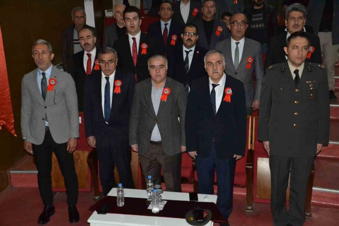 Batman’da Mehmet Akif Ersoy Anıldı