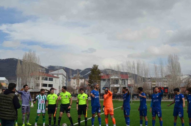 Yeşil Varto Spor, Konuk Ettiği Mazıdağı Ekibini 2-1 Mağlup Etti