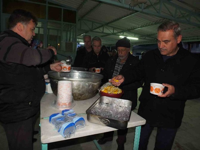 Burhaniye’de Sabah Namazı Buluşması Bahçelievler Camiinde Yapıldı