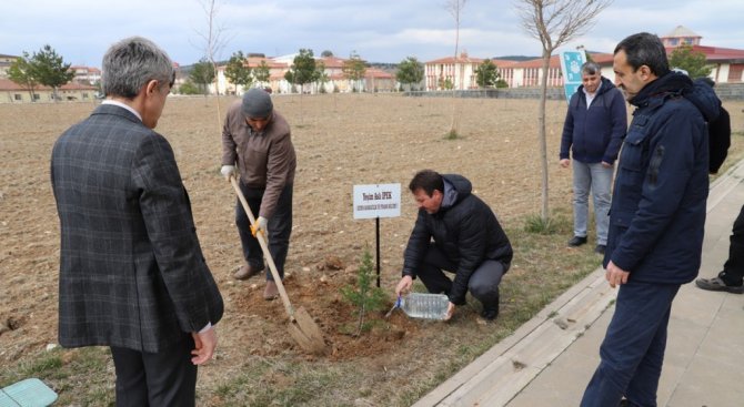 Depremde Hayatını Kaybeden Öğrencilerin İsimleri Dpü’de Yaşayacak