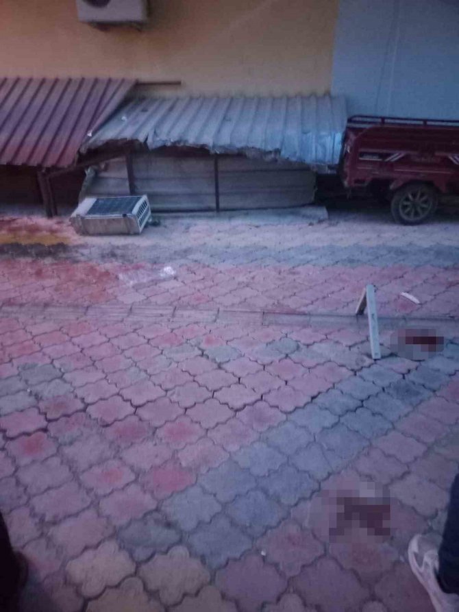 Silvan’da 6. Kattan Düşen Görme Engelli Genç Kız Hayatını Kaybetti