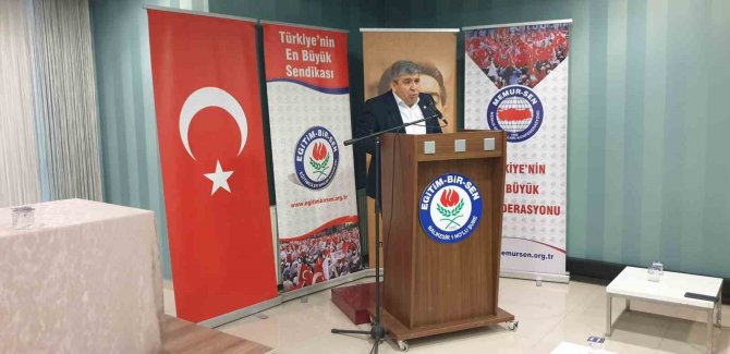 Eğitim-bir-sen İ̇l Divan Toplantısı Yapıldı
