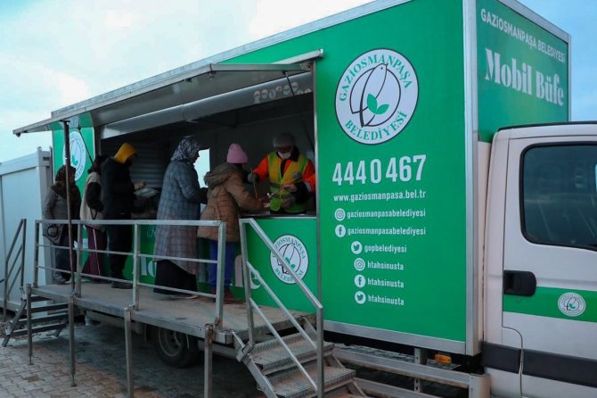 Gaziosmanpaşa Belediyesi Deprem Bölgesinde Yaraları Sarıyor