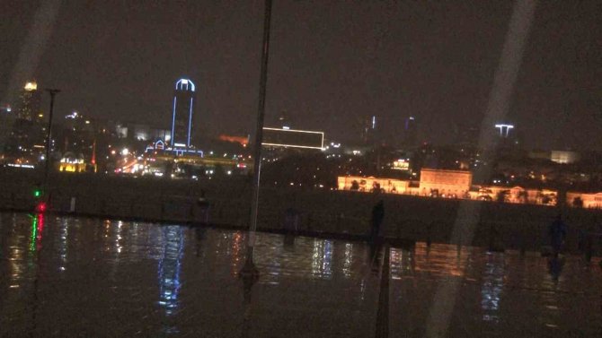 İ̇stanbul’da Beklenen Yağış Başladı