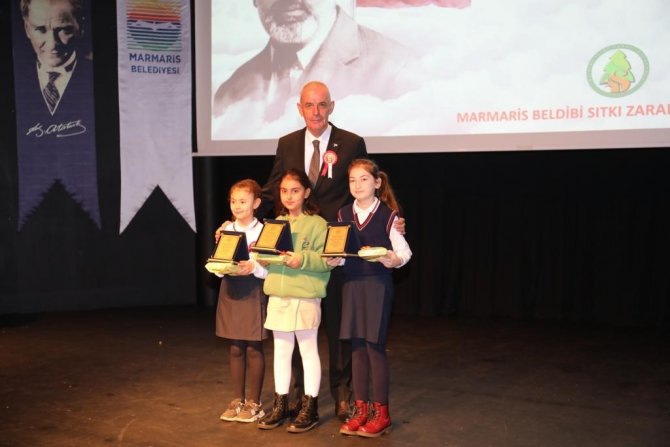 İ̇stiklal Marşı’nın Kabulünün Yıldönümü Marmaris’te Düzenlenen Tören İle Kutlandı