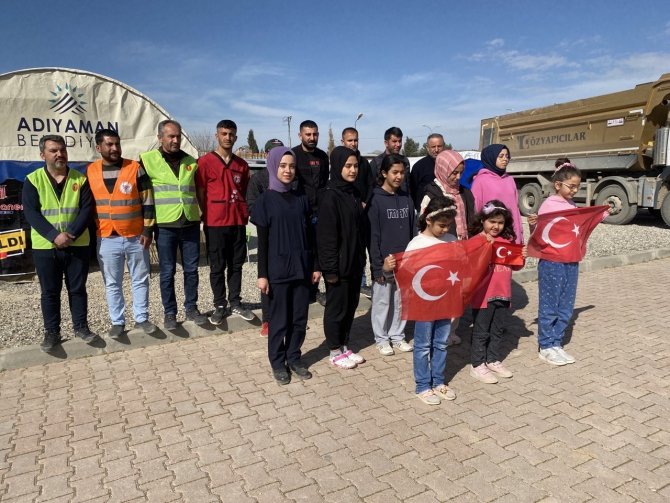 Depremzedeler İ̇stiklal Marşı Kabulü’nün 102. Yılını Kutlandı