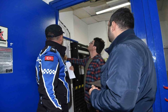 Kepez’de Kolon Denetimi