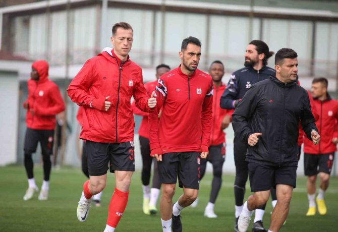 Sivasspor, İ̇stanbulspor Maçına Hazır
