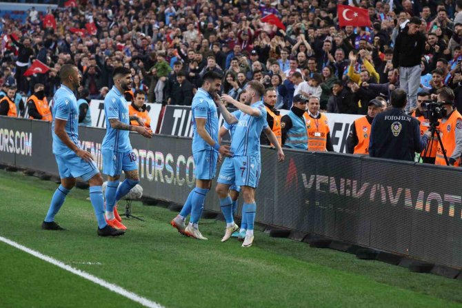 Spor Toto Süper Lig: Trabzonspor: 4 - Adana Demirspor: 1 (Maç Sonucu)