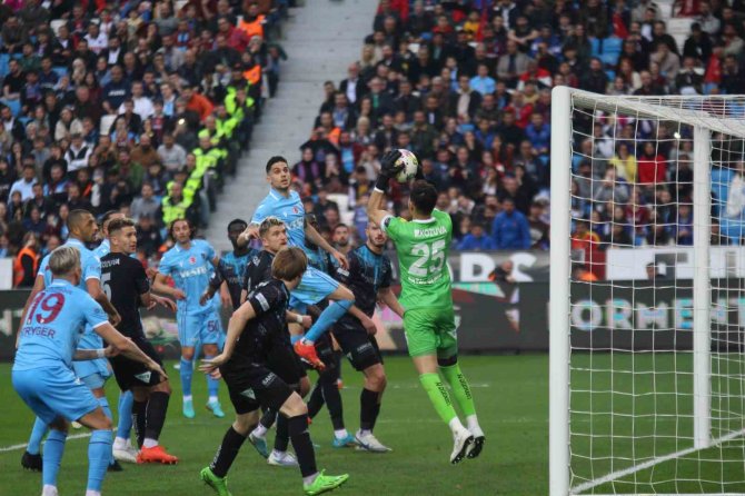 Spor Toto Süper Lig: Trabzonspor: 4 - Adana Demirspor: 1 (Maç Sonucu)