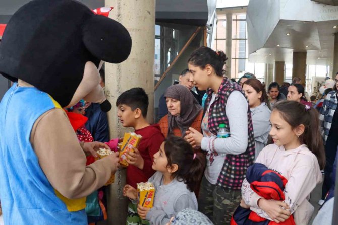 Yalova’da Çocuklar Hafta Sonu Eğlenceye Doydu