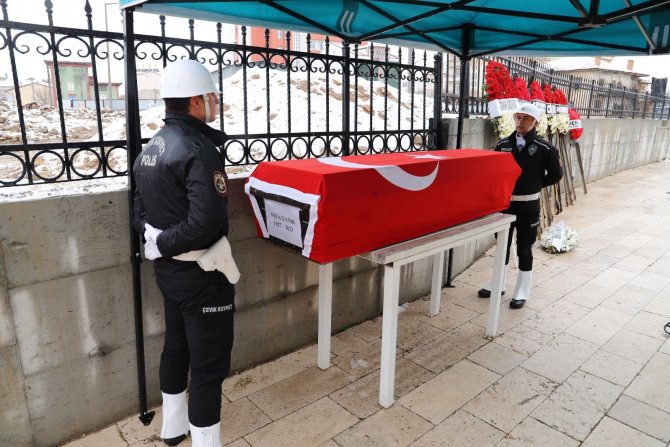 Eski Bakan Vefa Tanır, Konya’da Son Yolculuğa Uğurlandı