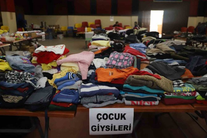 19 Mayıs’ta Depremzedeler İçin Sosyal Market