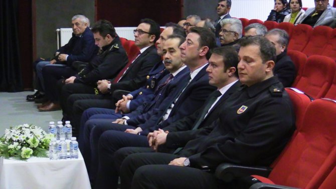 Bandırma’da İ̇stiklal Marşı’nın Kabulü Ve Mehmet Akif Ersoy’u Anma Günü Programı Düzenlendi