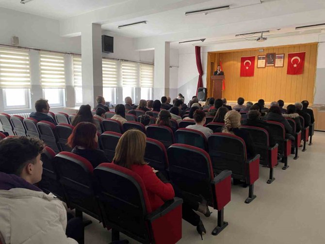 Gölpazarı’nda Anma Programı Düzenlendi