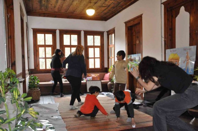 Tarihi Konakta Bir İlk