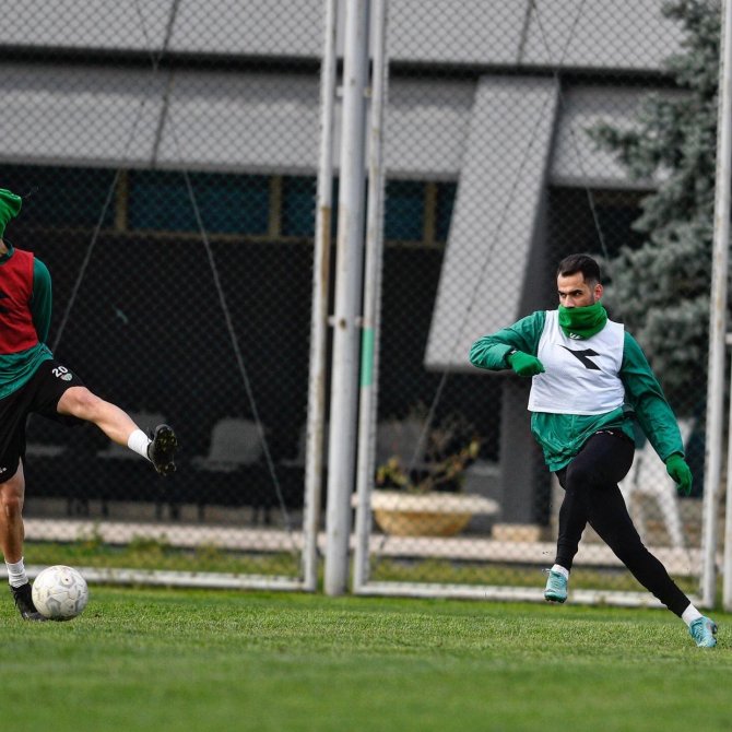 Bursaspor’da Sivas Belediyespor Maçı Hazırlıkları Tamamladı