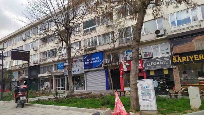 Kolonları Patlayan Pasajın Yöneticisi: “Ben Binada Tehlike Görmüyorum”